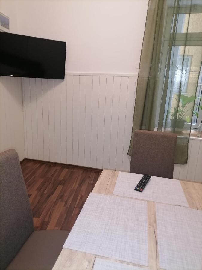 Kosi Toranj Apartment Rijeka Bagian luar foto