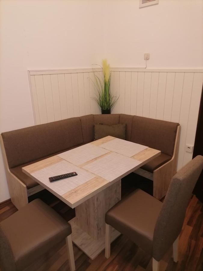 Kosi Toranj Apartment Rijeka Bagian luar foto